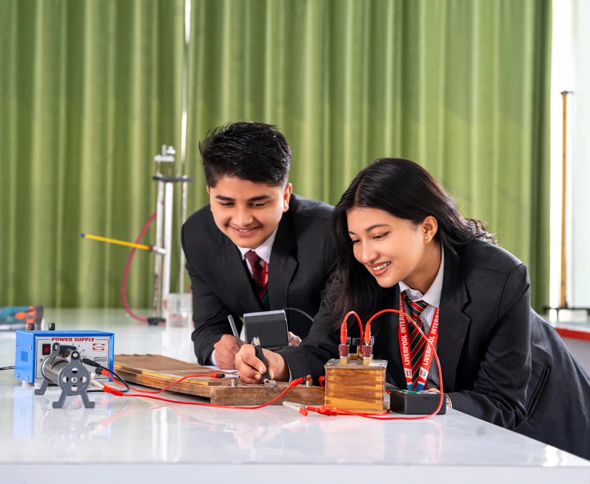 STEP INTO THE FUTURE OF SCIENCE & INNOVATION